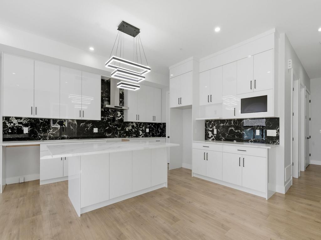Listing Image for R3136909