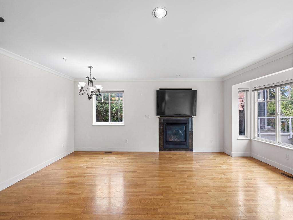 Listing Image for R3136971