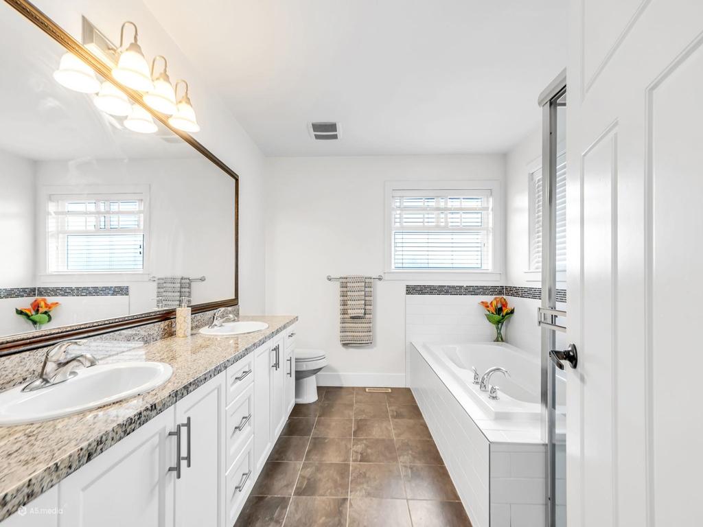 Listing Image for R3137995