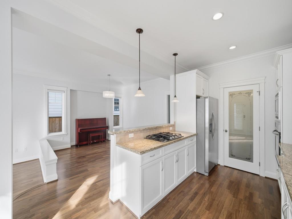 Listing Image for R3138076