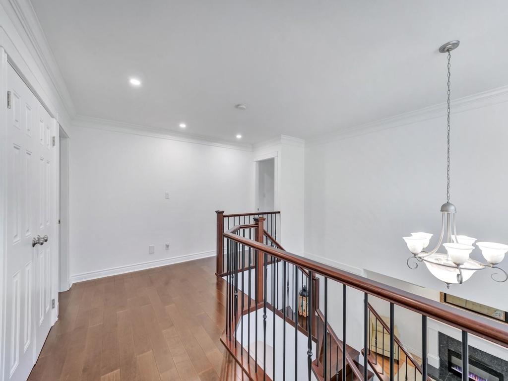 Listing Image for R3138918