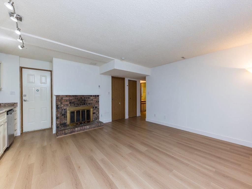 Listing Image for R3140087