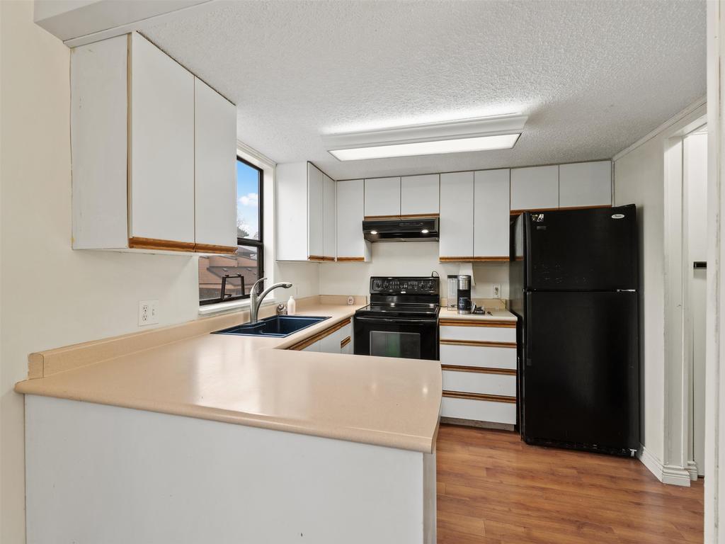 Listing Image for R3140436