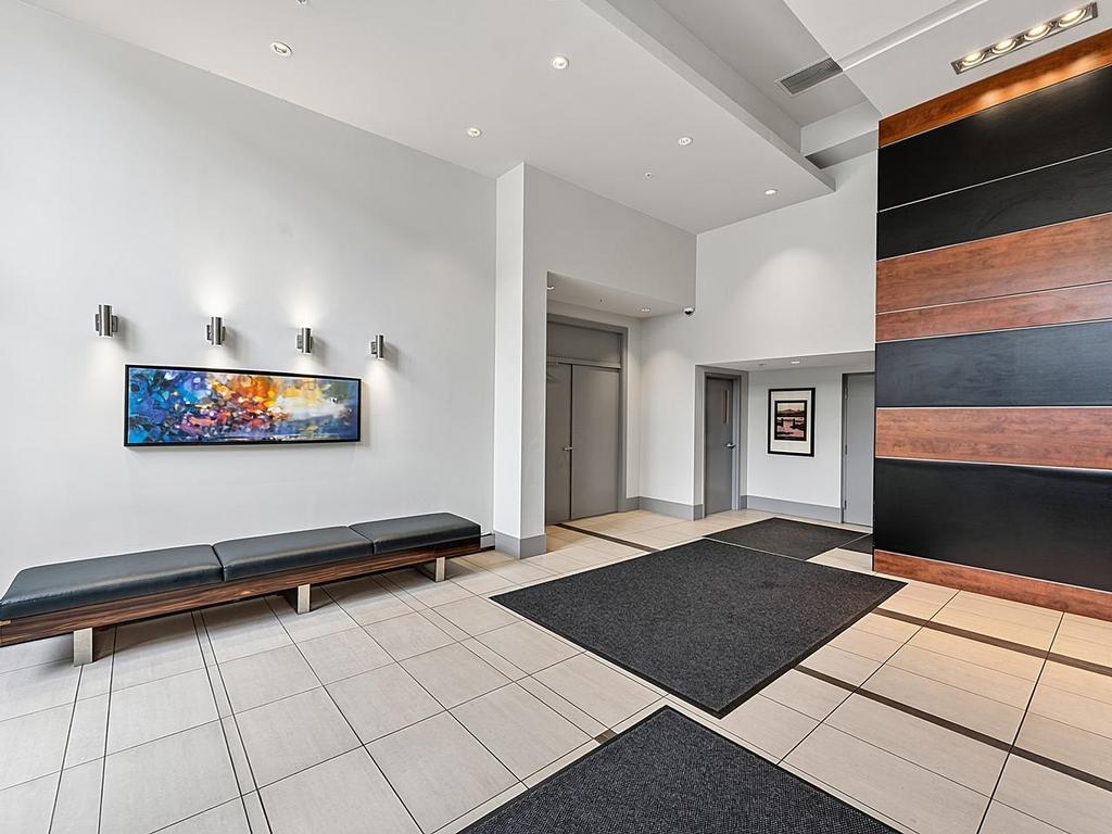 Listing Image for R3140460
