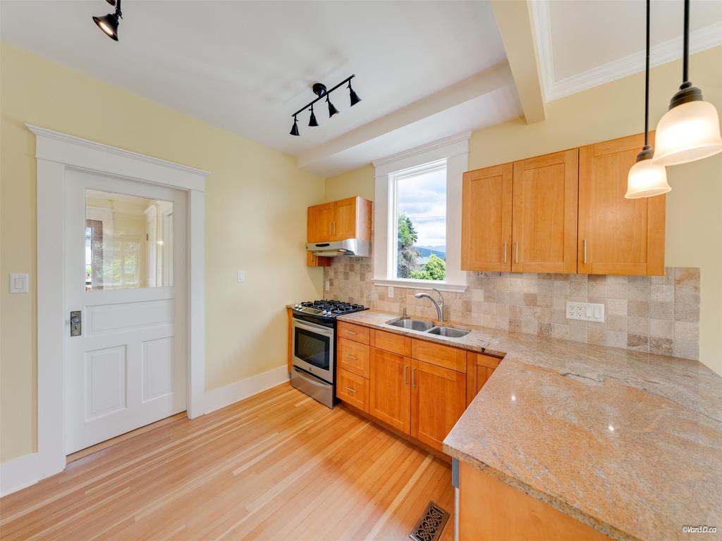 Listing Image for R3140918
