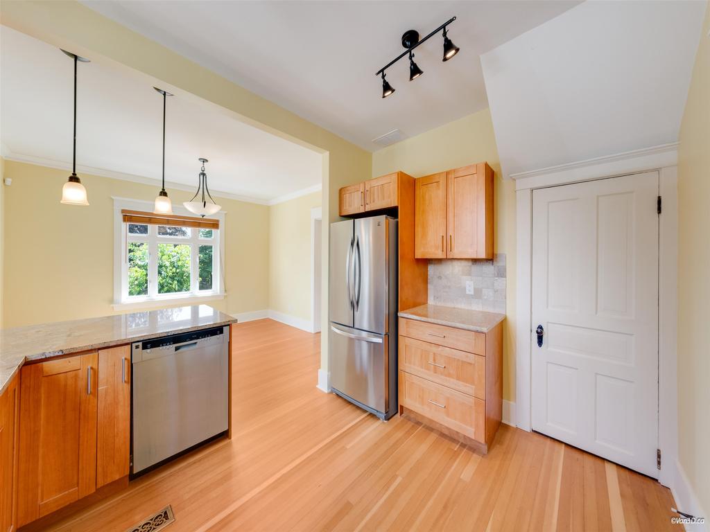 Listing Image for R3140918