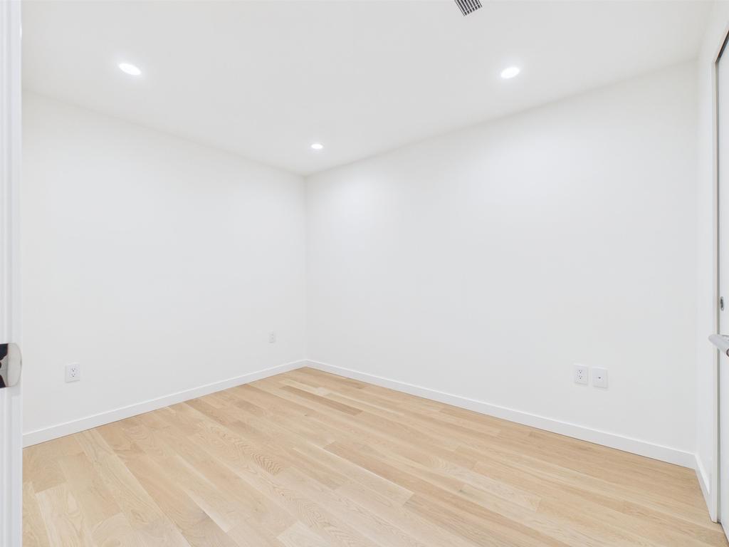 Listing Image for R3141084
