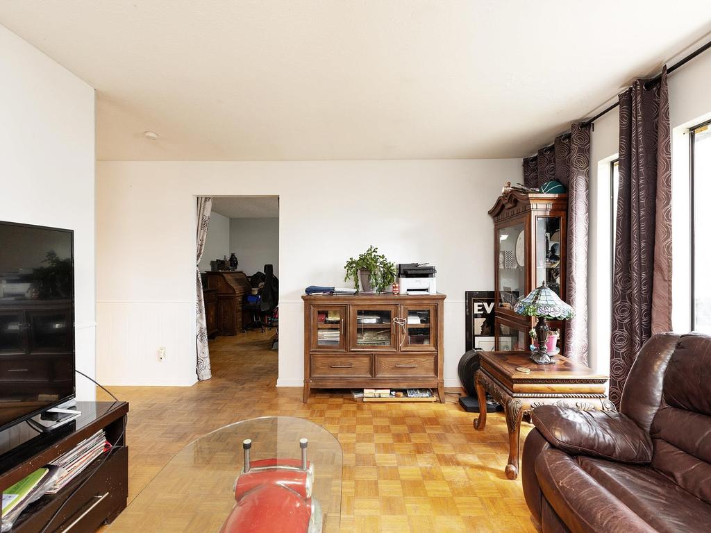 Listing Image for R3142849
