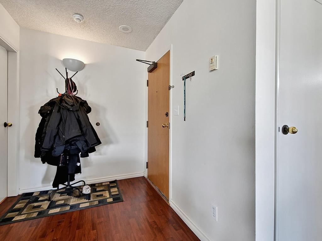 Listing Image for R3143076