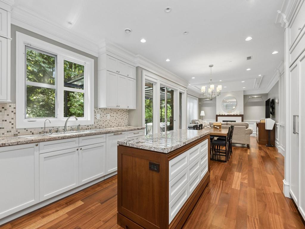 Listing Image for R3146000