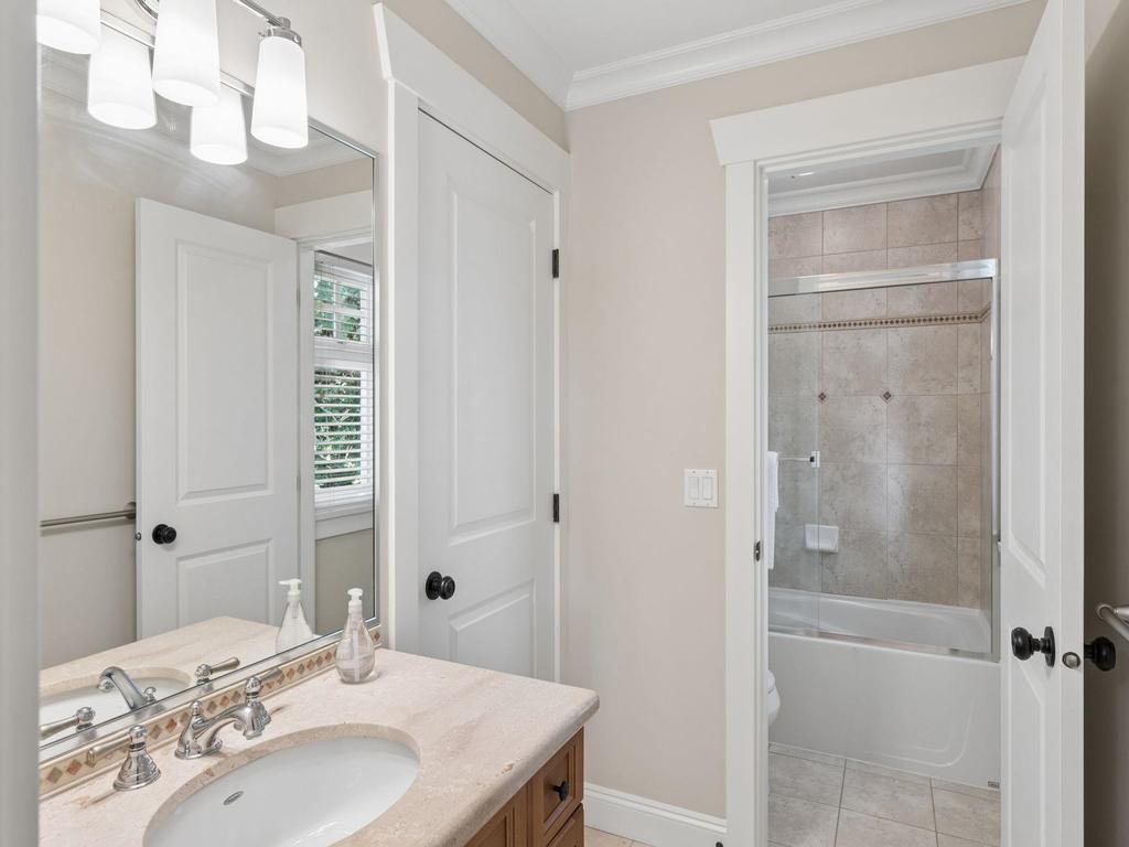 Listing Image for R3150003