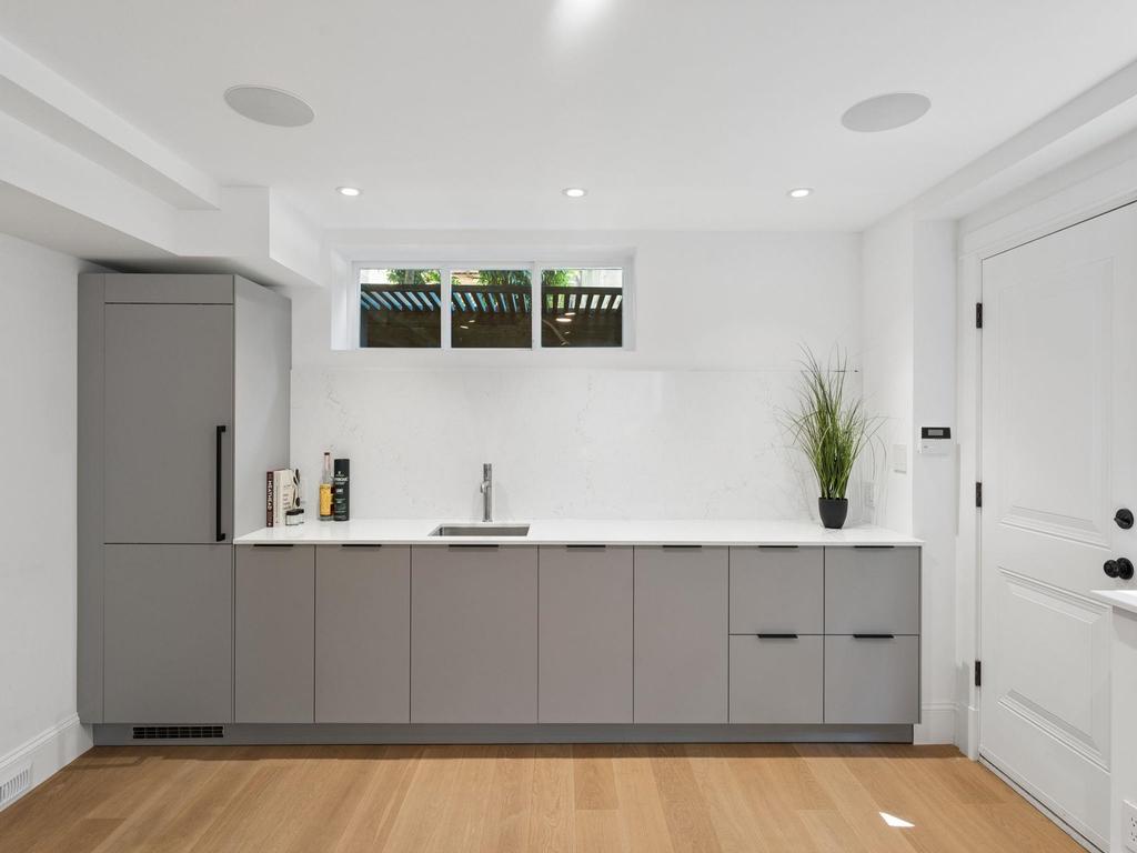 Listing Image for R3150003
