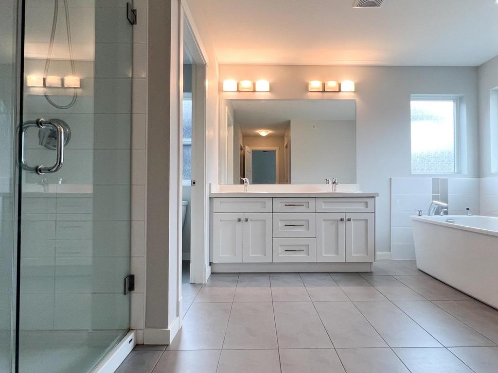 Listing Image for R3150017
