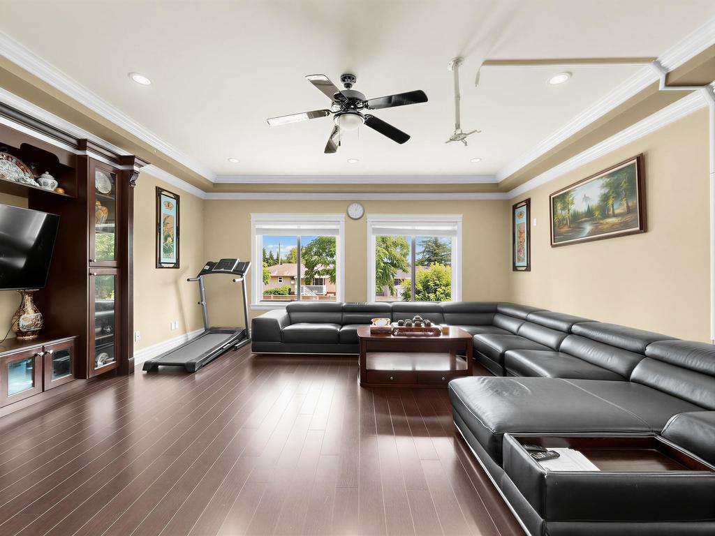 Listing Image for R3150023