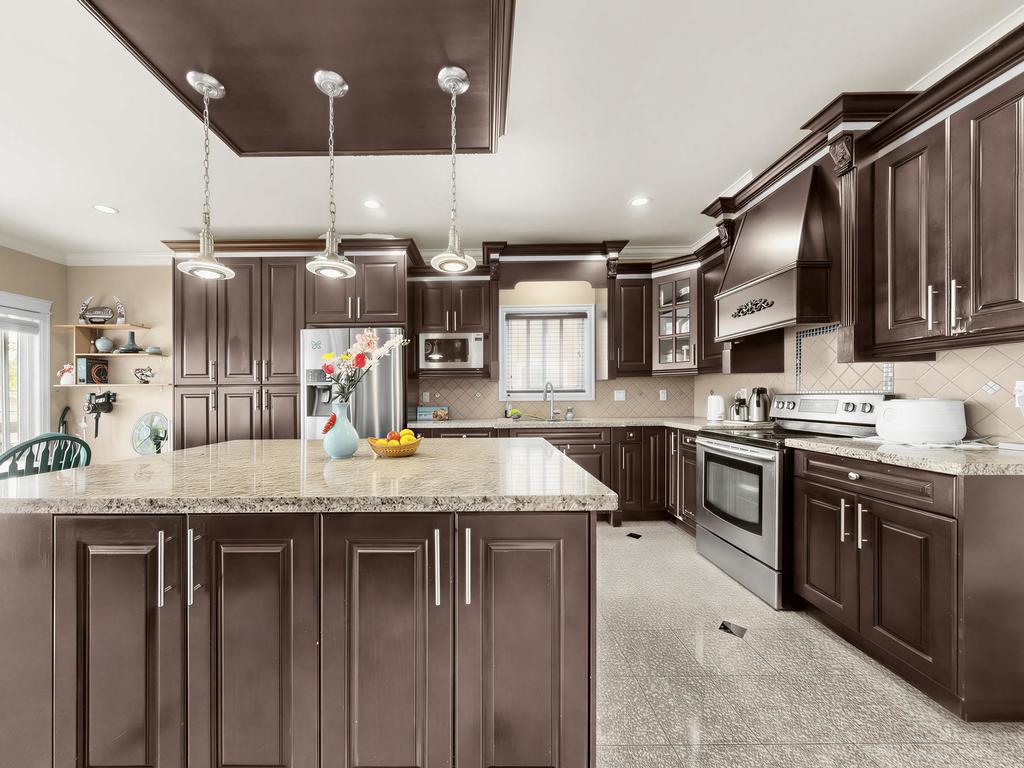 Listing Image for R3150023