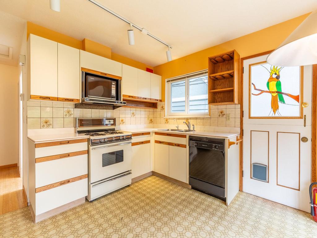 Listing Image for R3150059