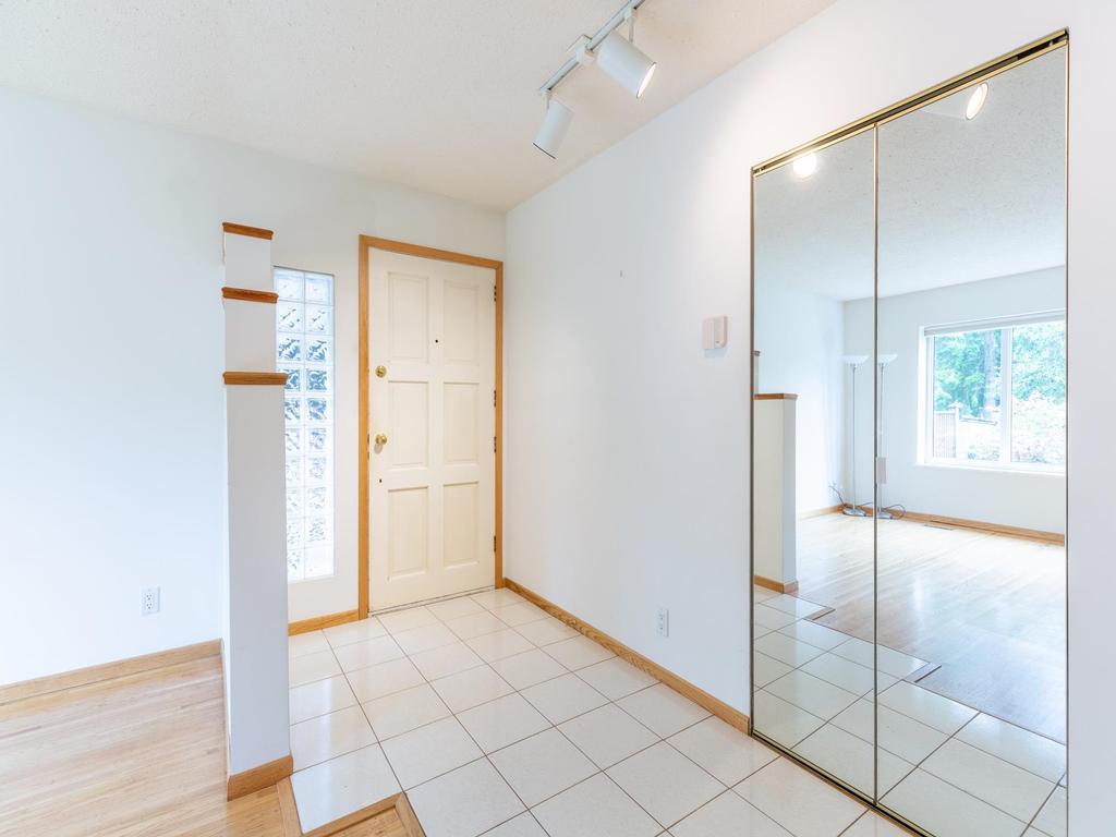 Listing Image for R3150059