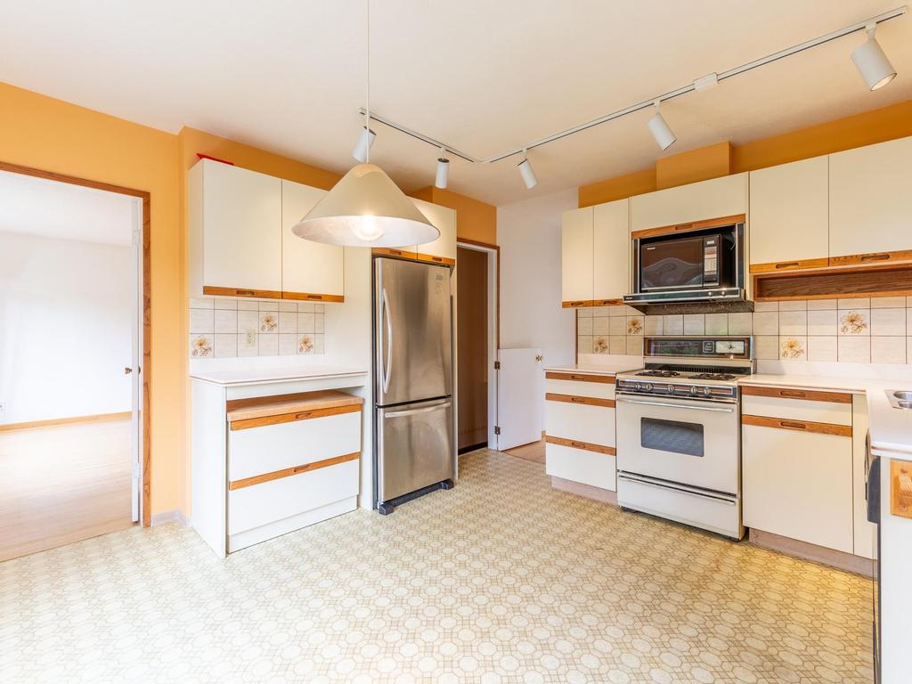 Listing Image for R3150059