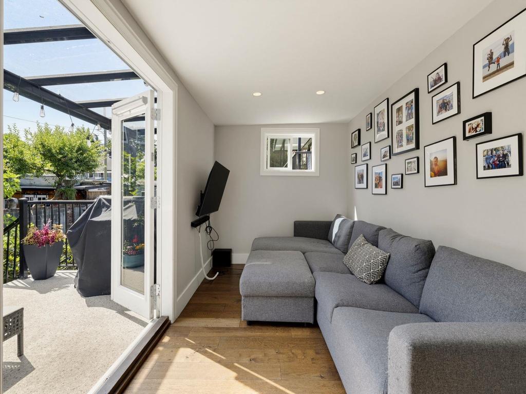 Listing Image for R3150104