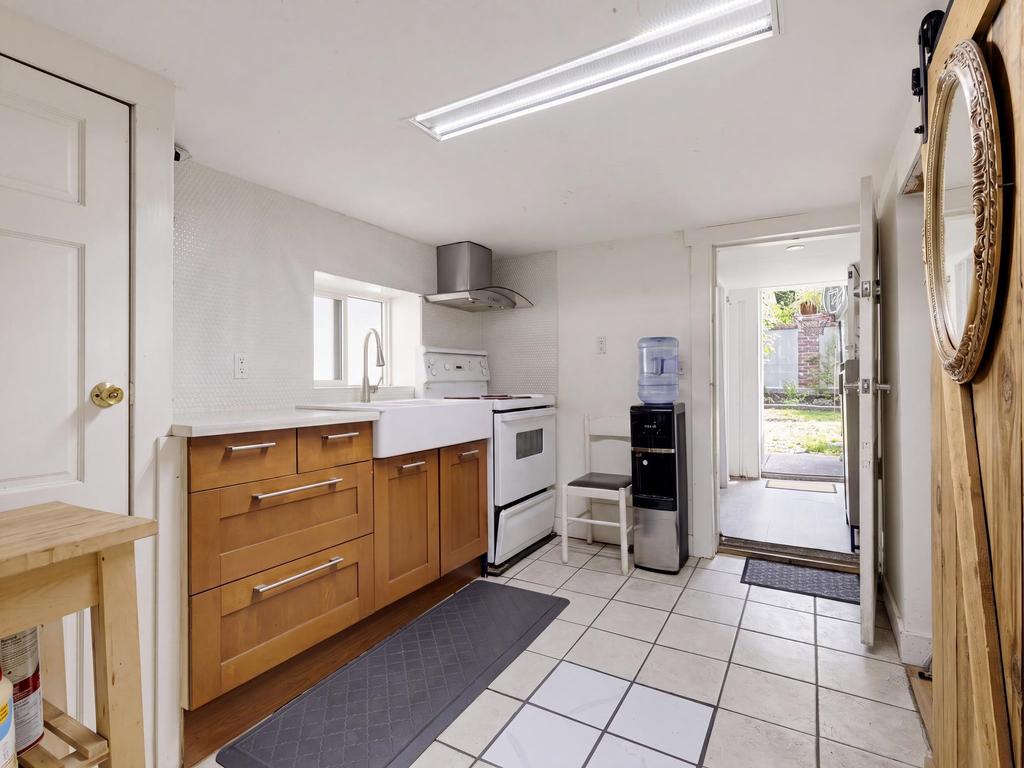 Listing Image for R3150104