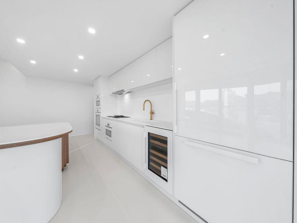 Listing Image for R3150187
