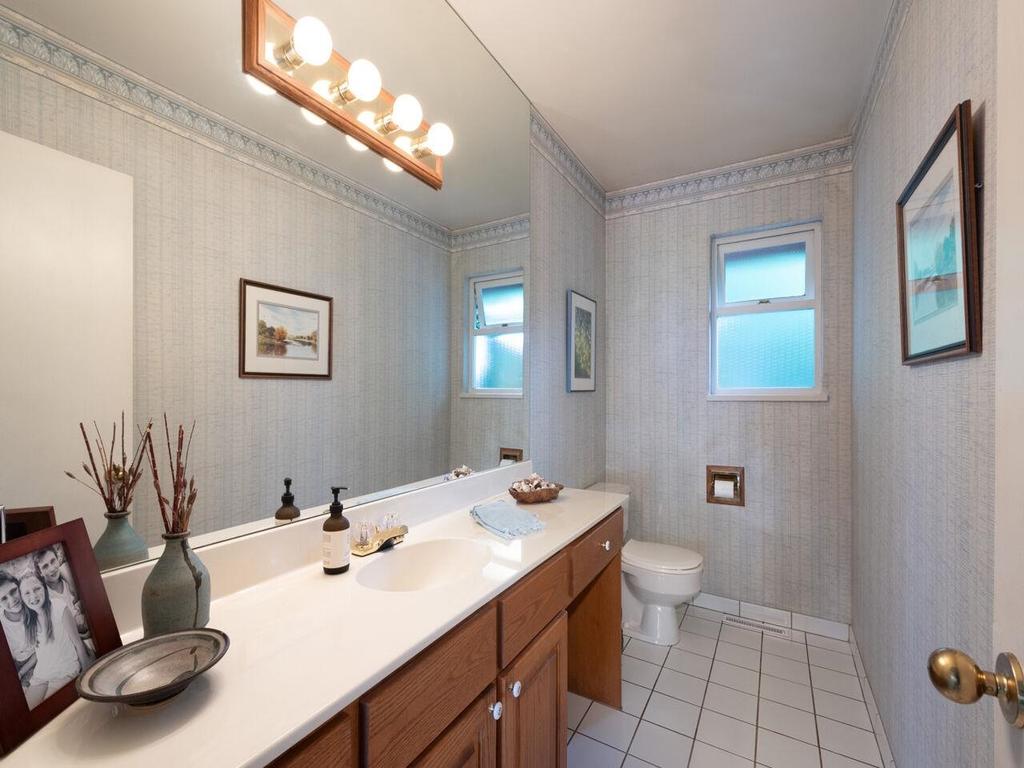 Listing Image for R3150201