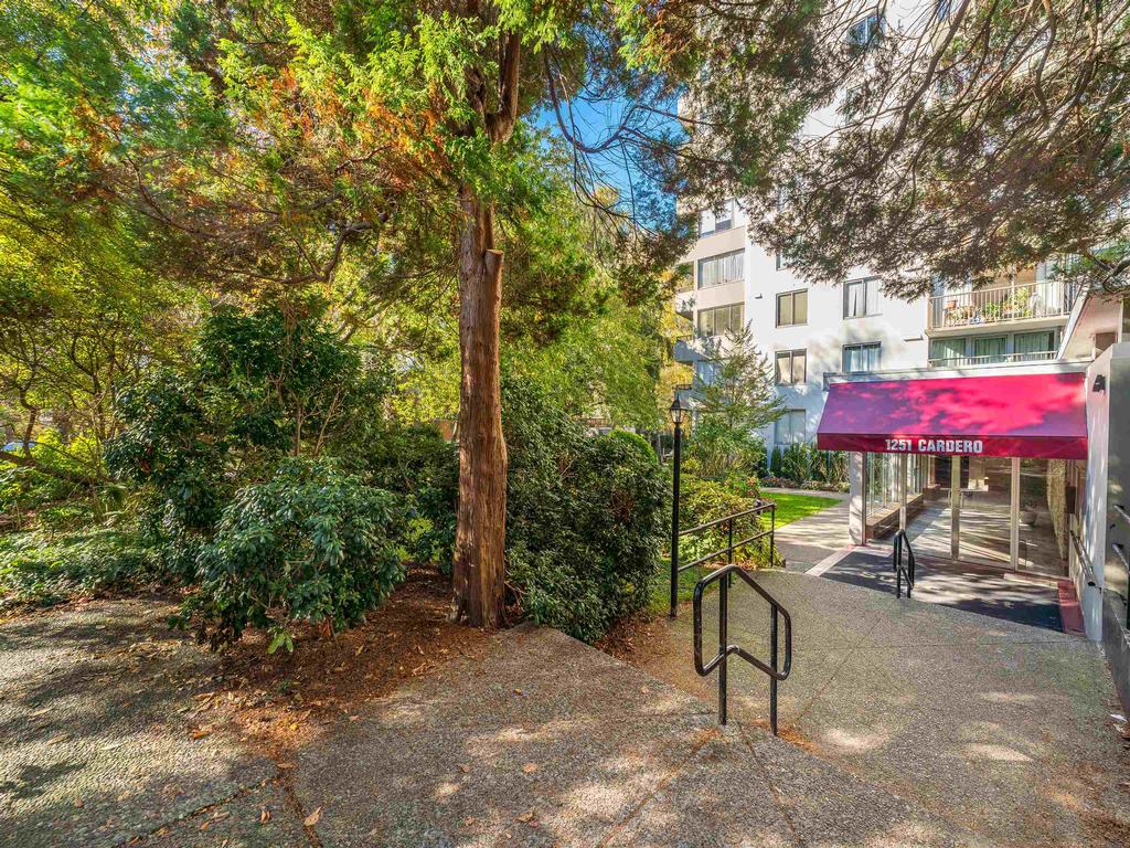 Listing Image for R3150282