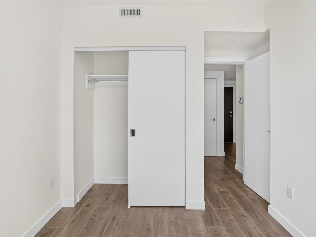 Listing Image for R3150390