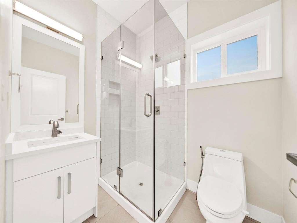 Listing Image for R3150410