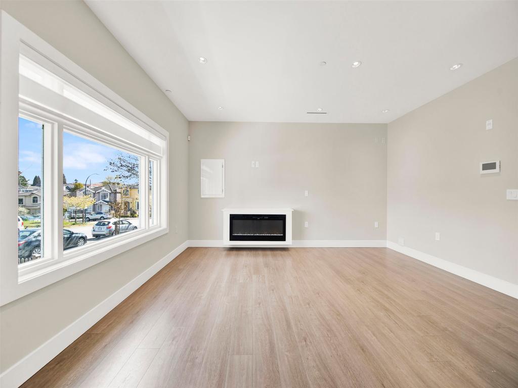 Listing Image for R3150410