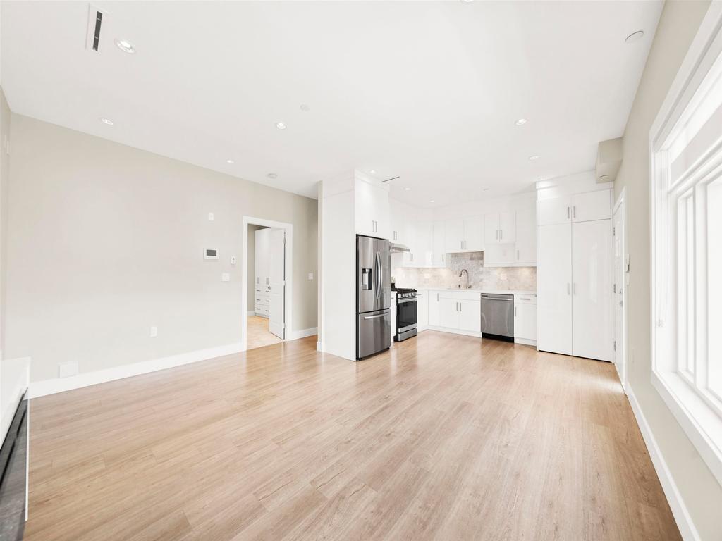 Listing Image for R3150410