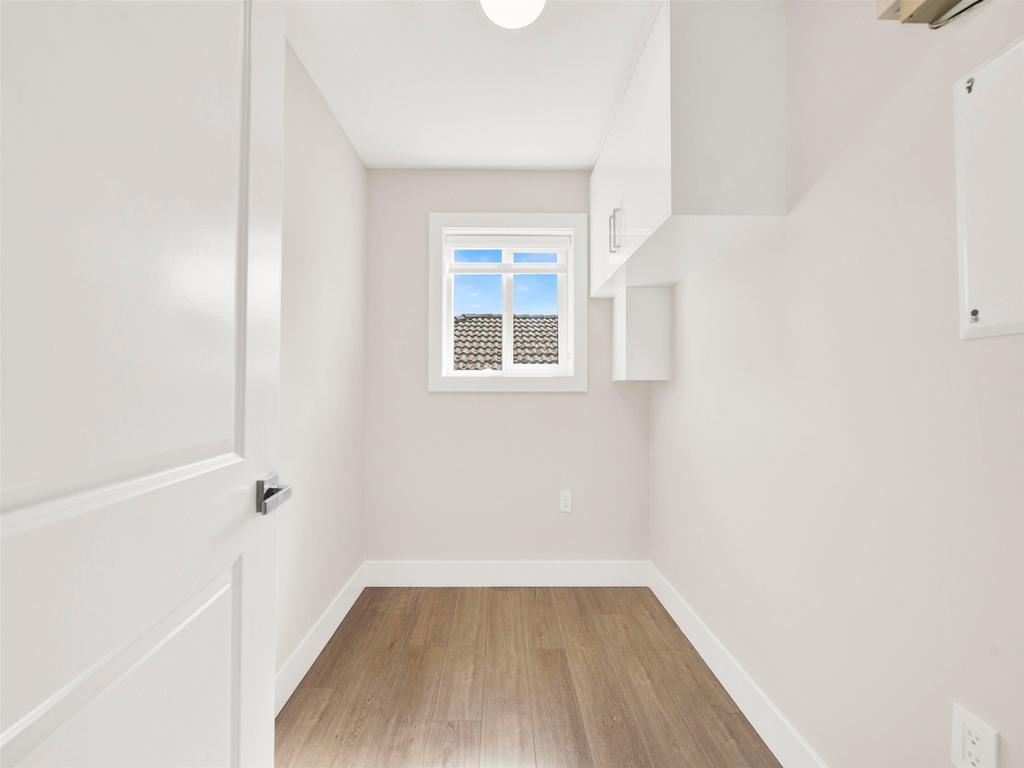 Listing Image for R3150410