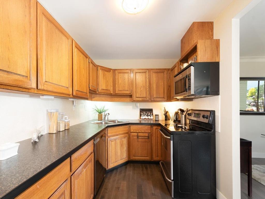 Listing Image for R3150439
