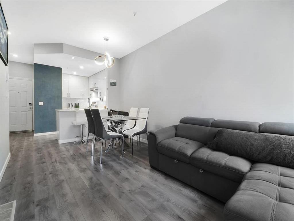 Listing Image for R3150440