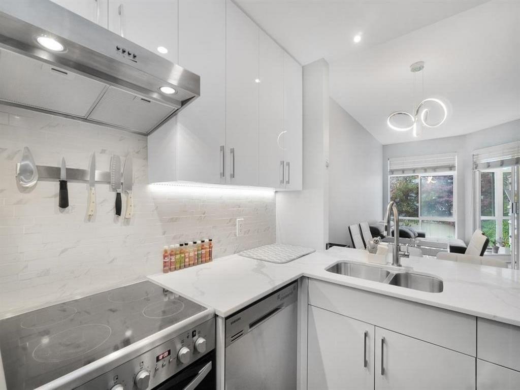 Listing Image for R3150440