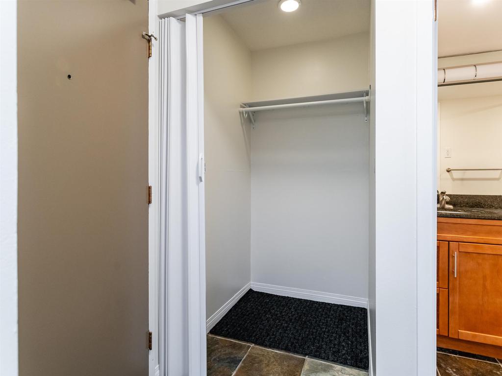 Listing Image for R3150461