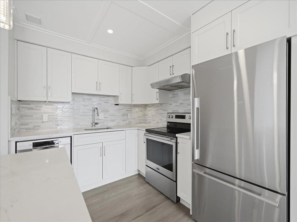 Listing Image for R3150471