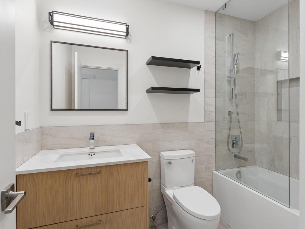 Listing Image for R3150488