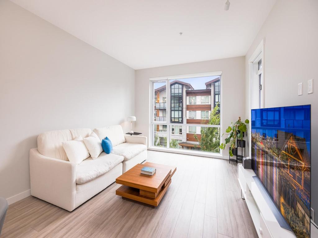 Listing Image for R3150552