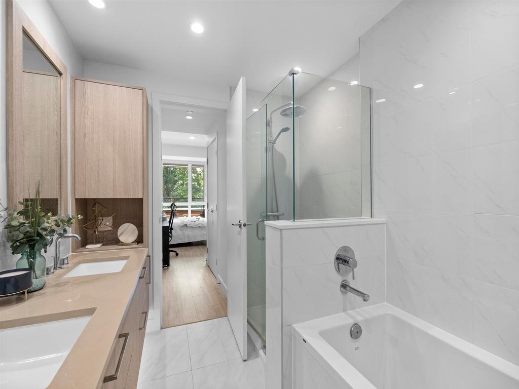 Listing Image for R3150570