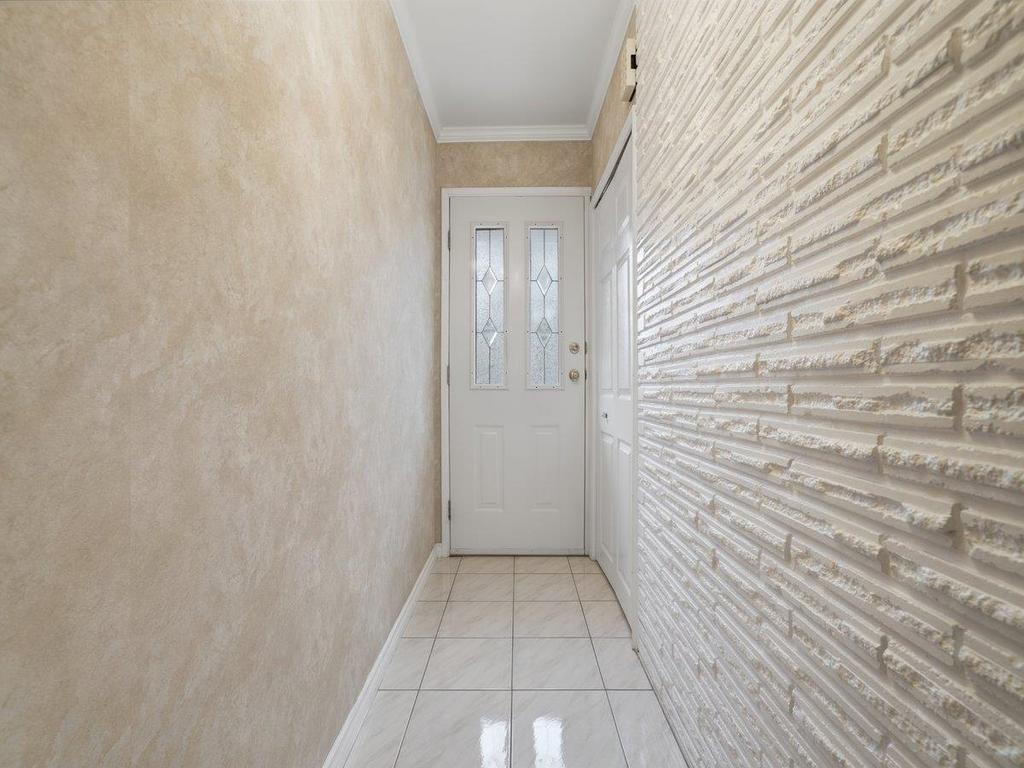 Listing Image for R3150616