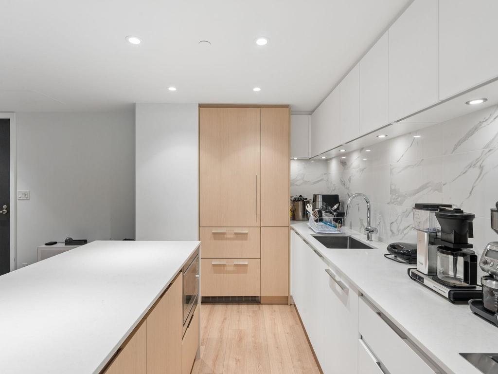 Listing Image for R3150704