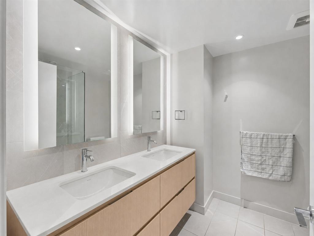 Listing Image for R3150704
