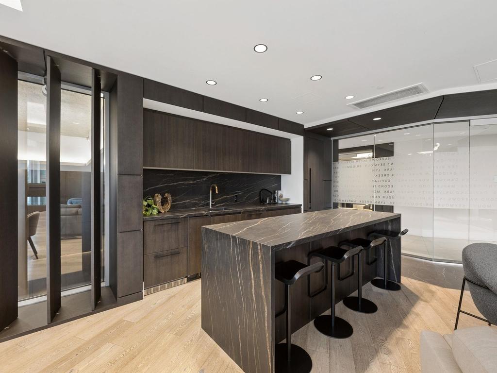 Listing Image for R3150704