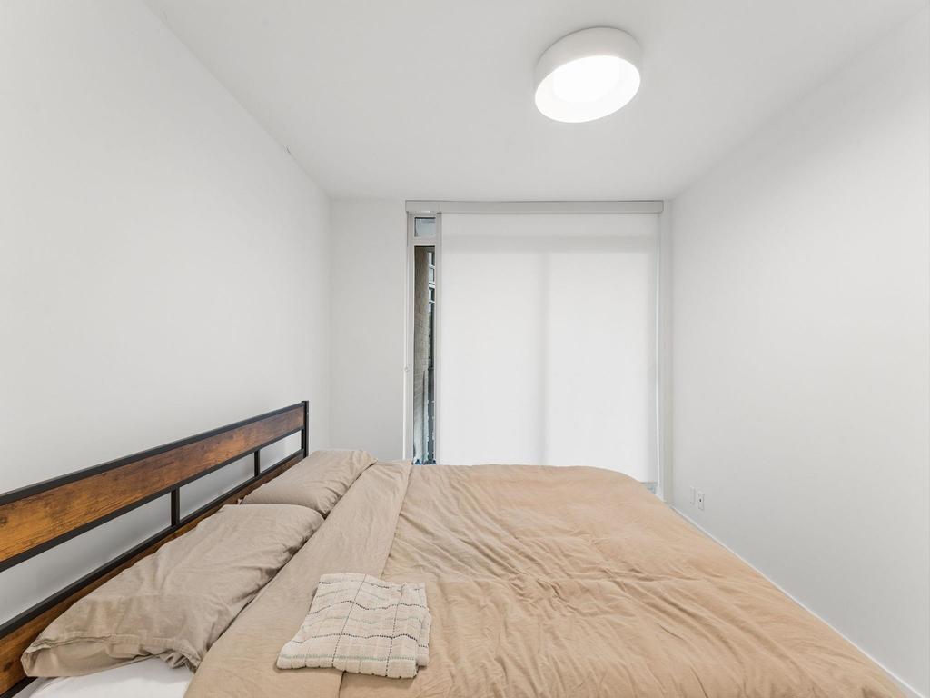 Listing Image for R3150704