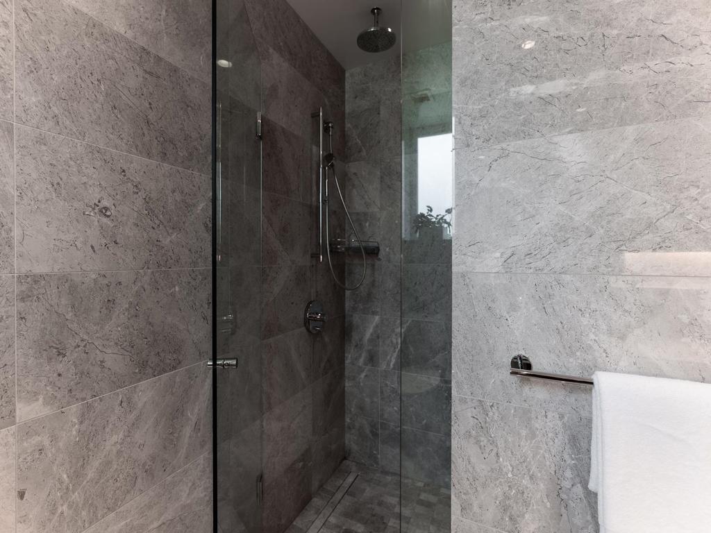 Listing Image for R3152035
