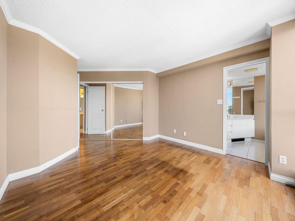 Listing Image for R3152038