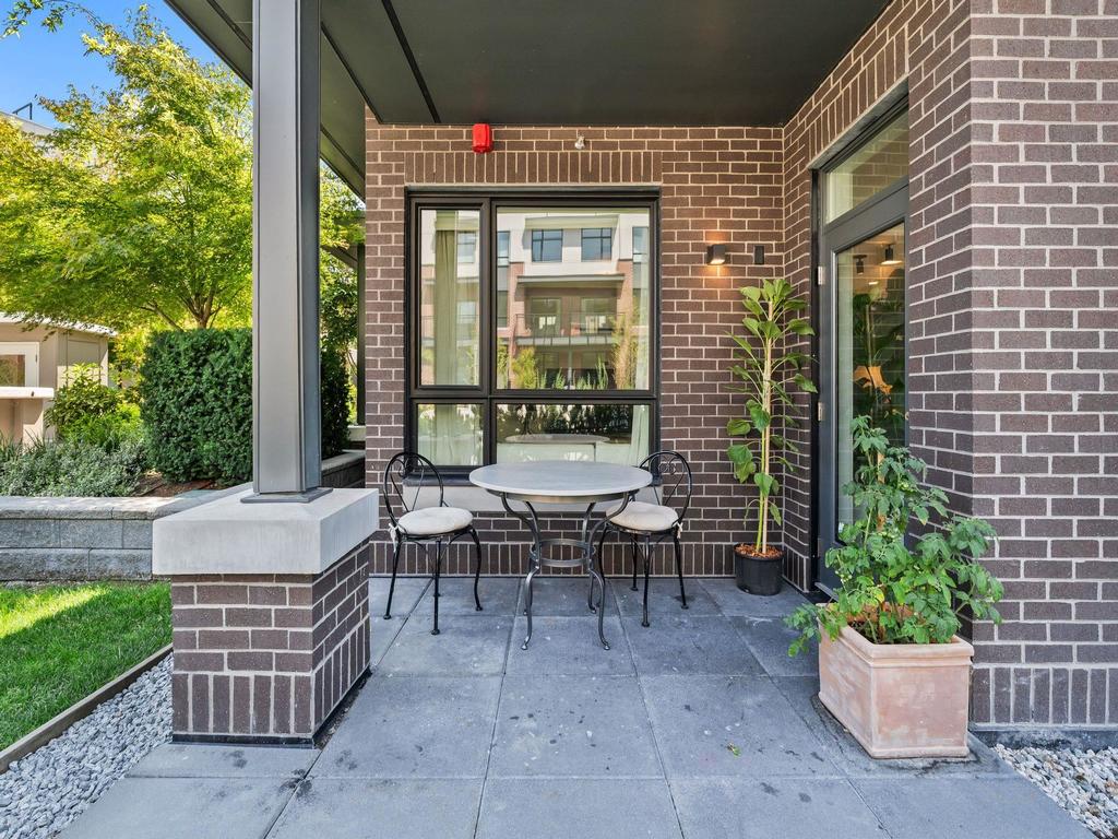 Listing Image for R3152056