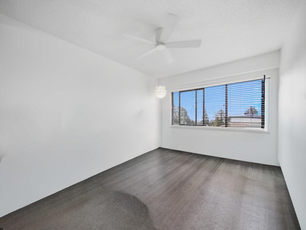 Listing Image for R3152149
