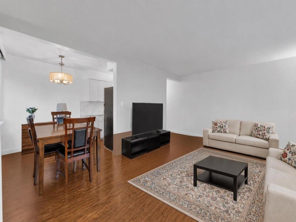 Listing Image for R3152351